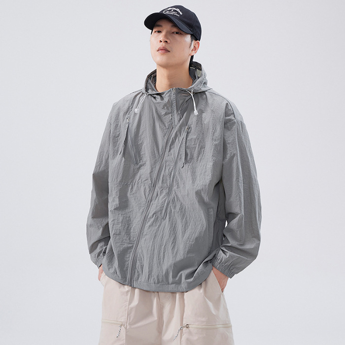 Muška kapuljačom jakna s UV zaštitom UPF50+ – lagana, prozračna vanjska jakna za ribolov s više džepova i prednjim zatvaračem