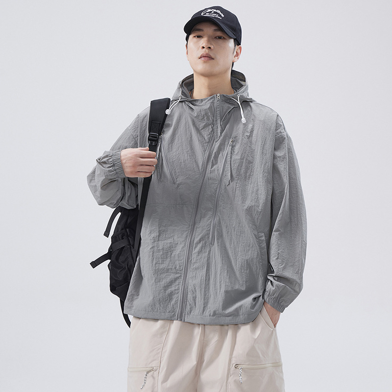 Muška kapuljačom jakna s UV zaštitom UPF50+ – lagana, prozračna vanjska jakna za ribolov s više džepova i prednjim zatvaračem