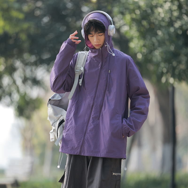 Muška kapuljačom jakna s UV zaštitom UPF50+ – lagana, prozračna vanjska jakna za ribolov s više džepova i prednjim zatvaračem