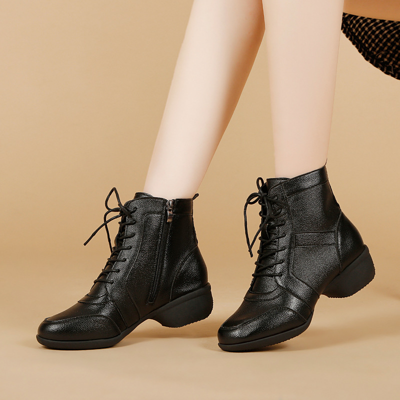 Дамски танцови обувки - за всички сезони, леки, износоустойчиви, гумена подметка