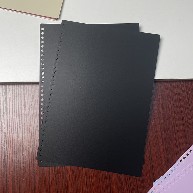 Μεταλλικός φάκελος με 26 οπές, διαφανές κλιπ, μεταλλικούς κύκλους και αξεσουάρ flip-binding – φάκελος καταγραφών