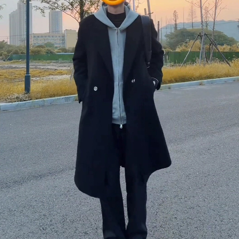 Lenvászon kabát, laza szabású, egysoros gombolás, rever