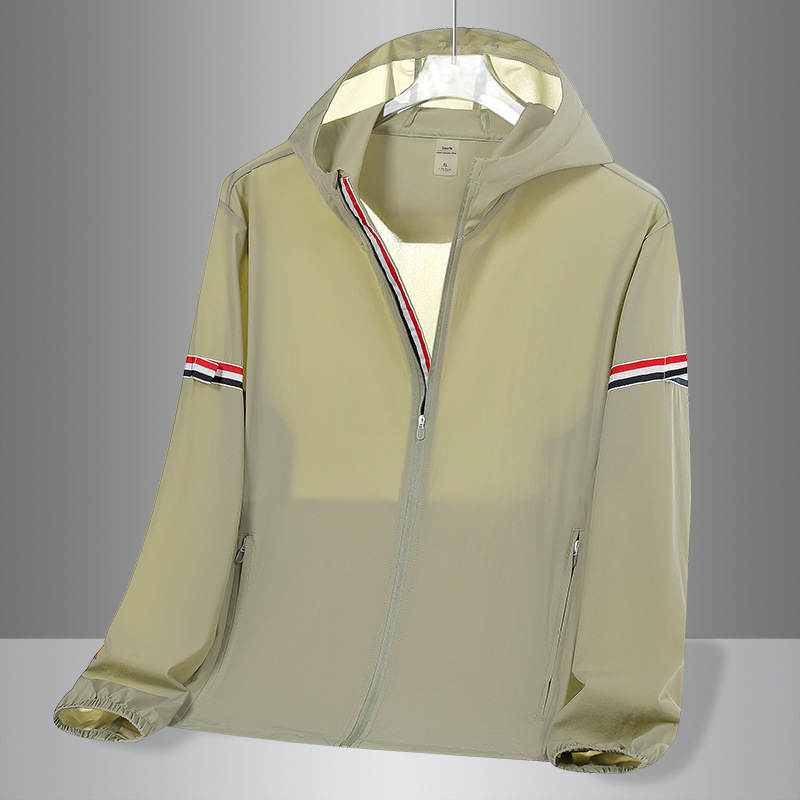 Vanjska windbreaker jakna s prugastim uzorkom, kapuljom, UPF50 UV zaštita, lagani najlon, prozračna, brzo se suši