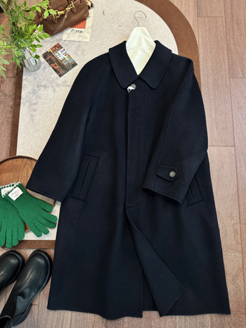 Női gyapjú kabát kettős oldalas anyaggal, galléros, középhosszú, irodalmi retro stílus