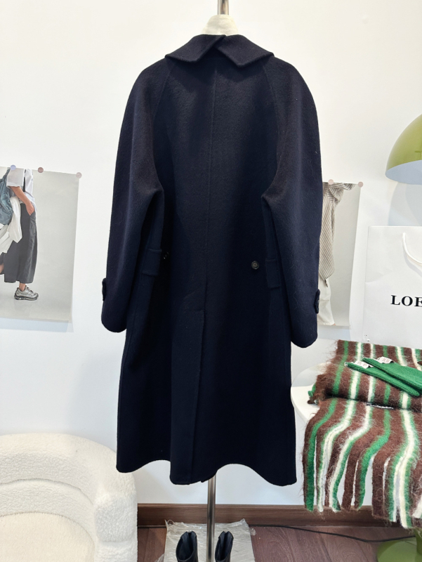 Női gyapjú kabát kettős oldalas anyaggal, galléros, középhosszú, irodalmi retro stílus