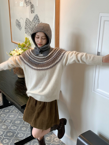 Ženski vuneni džemper s kapuljačom, Jacquard Fair Isle, polu-zip, raglan rukavi, jesen 2025