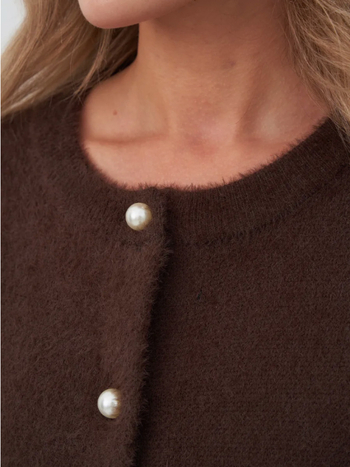 Cardigan stil džemper jakna, umjetno norkovo krzno, smjesa najlona i poliestera, debeo materijal, okrugli izrez