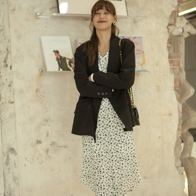 Ženski blejzer u korejskom stilu, ležeran stil, s kontrastnim dizajnom na leđima, duge rukave, ovratnik odijela, poliester