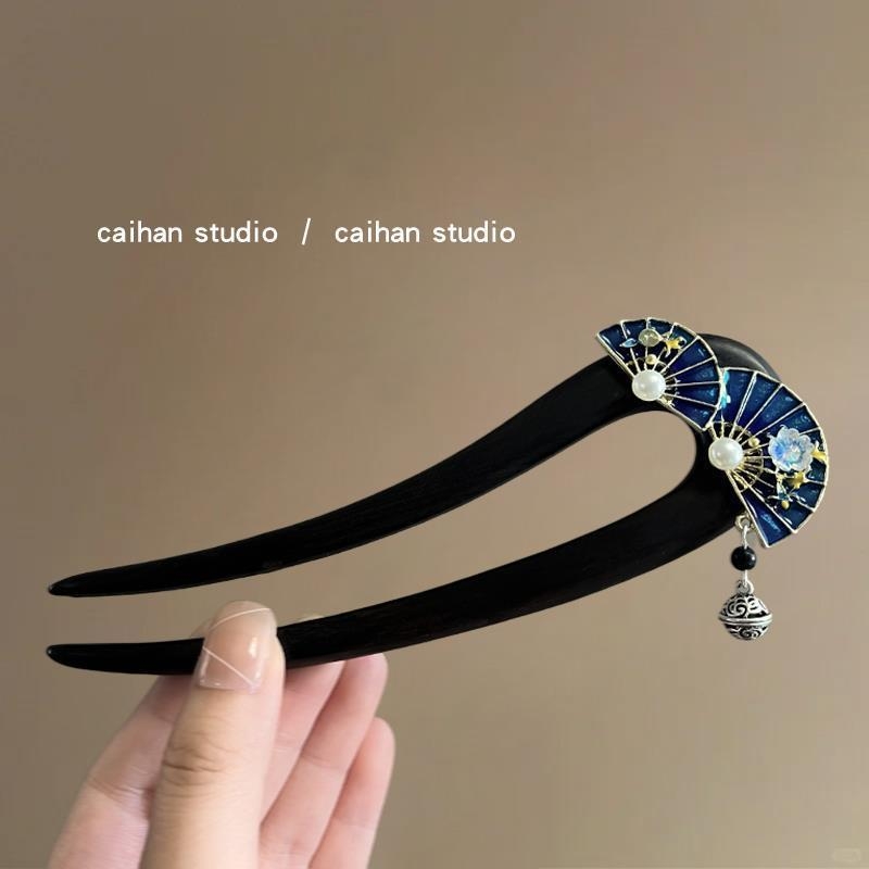 Hajtű (Fa; Csillagkép alakú; 2021 nyara; Fejfedő)