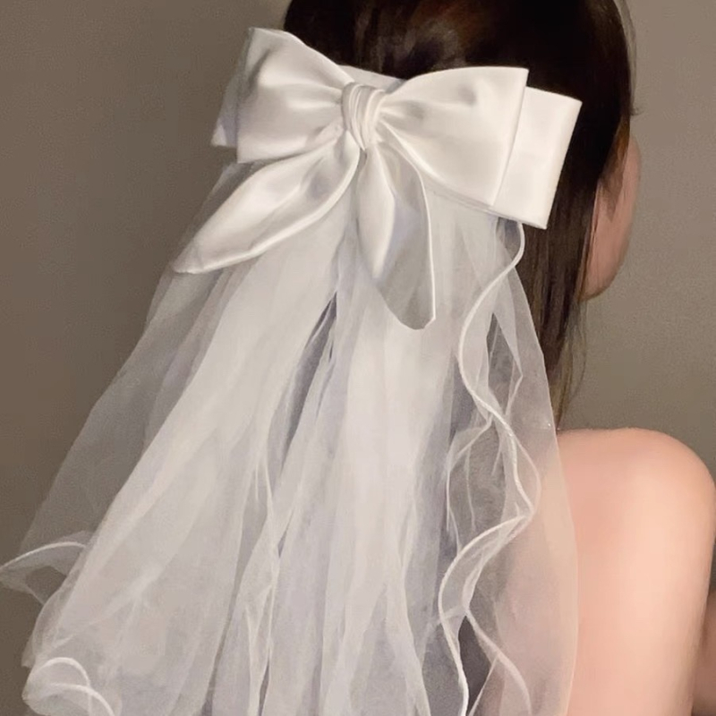 Čipkasti veo s mašnom za svadbene fotografije | Materijal: Čipka; Stil: Eterično; Ukras: Mašna; Vrsta: Šal