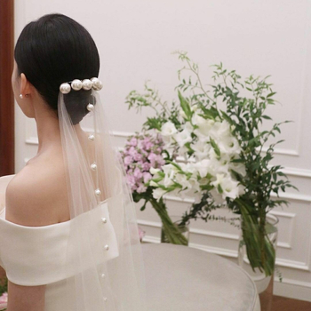 Vjenčani veo s perlama, jednostruki sloj, kratka rep, mrežasti materijal, kristalni detalji, prilagodljiv