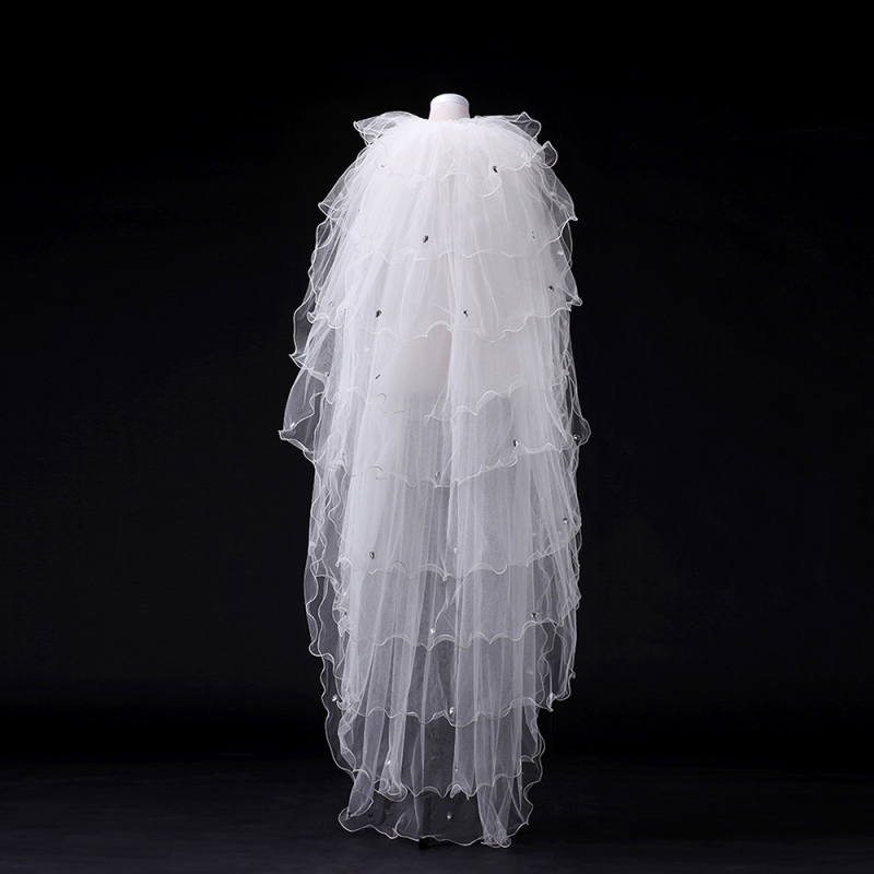 Dodaci za glavu: katedralski mrežasti veo, višeslojni vjenčani veo