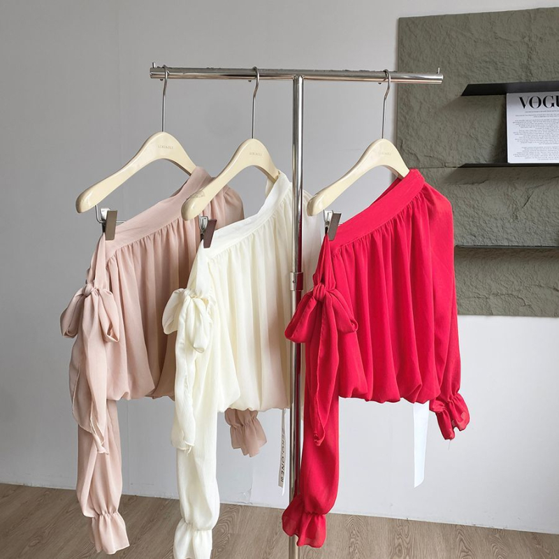 Ženska majica od Chenille sa Spandexom, ovratnik s jednim redom i rukavi u stilu princeze (Spring 2025)