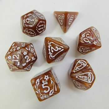 7 darab húsvéti dobókocka készlet nyuszi dizájnnal és patentes többszögű mintázattal D&D társasjátékokhoz