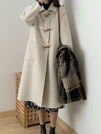 Ženski vuneni kaput u japanskom stilu s gumbima od roga, srednja debljina, srednja duljina, dugi rukavi