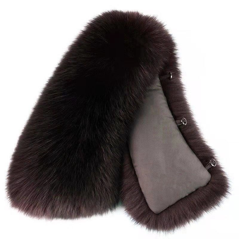 Zimska jakna s lažnim krznom na ovratniku, vanjski materijal rayon, podstava poliester, duljina 50-55 cm, širina 9-11 cm