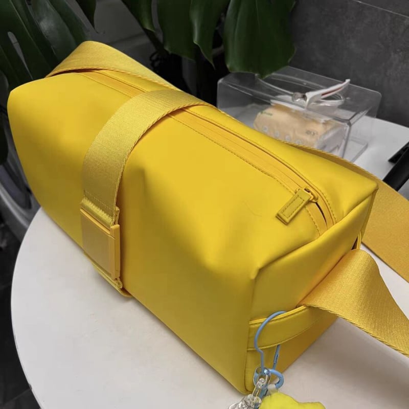 Спортна чанта през рамо от найлон, водоустойчива, унисекс, за спортове на открито, градски минималистичен стил, едноцветен модел