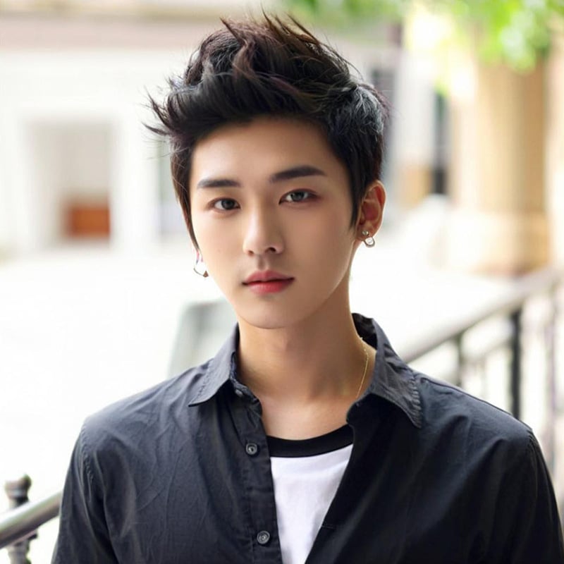 Muška perika, kratki stražnji stil, sintetičko vlakno otporno na toplinu, model 327, pogodna za visoke temperature, nije za trajnu ili bojanje