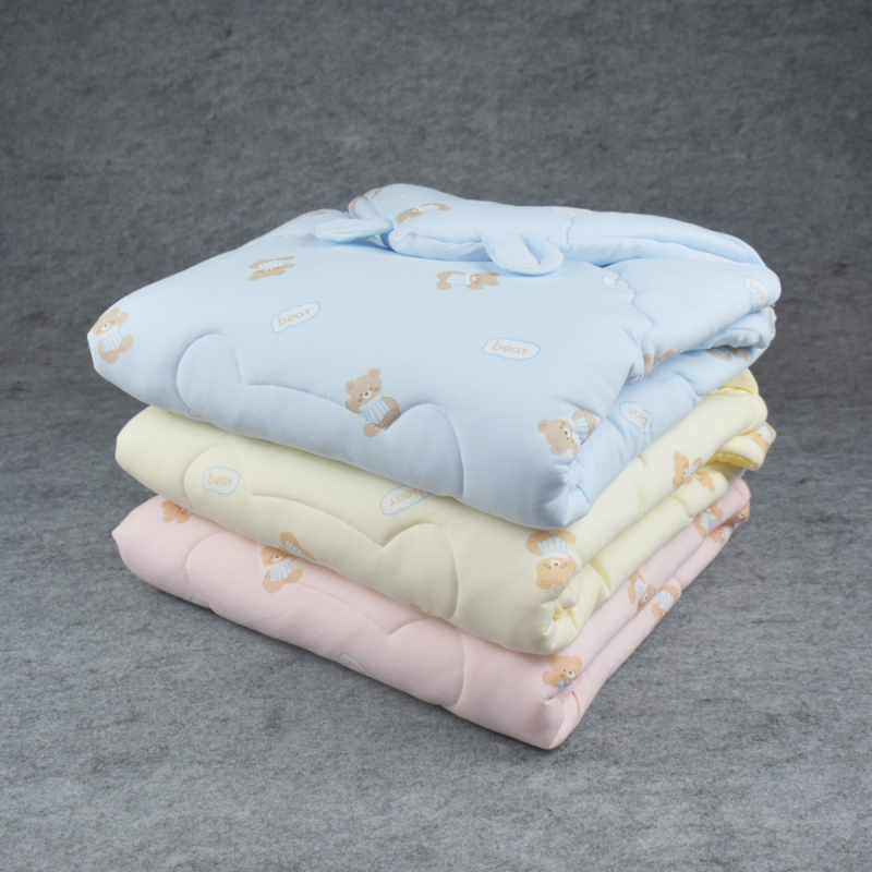Dječja swaddle deka – pamuk, sintetička punila, jesen/zima, jednobojni ili crtani uzorak, za bebe i djecu od 1–3 godine