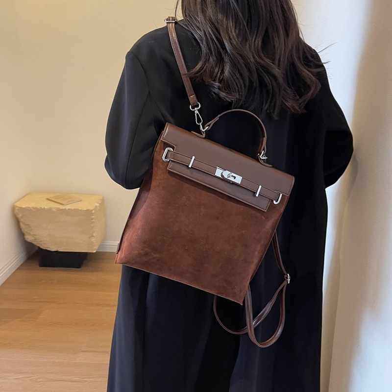 Ruksak u stilu Urban Simplicity, PU materijal, poliester podstava, zaključavanje