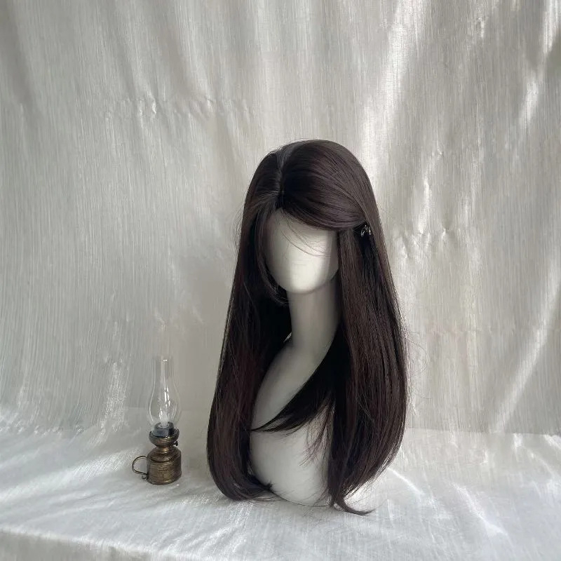Perika za žene – prirodna duga kosa s srednjom podjelom, vlakno otporno na visoke temperature, mehanička izrada
