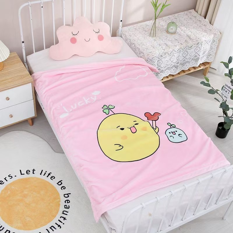 Dječja deka s rubom šivenim, dvostruko slojena, crtani uzorak, poliester flis, zimska upotreba