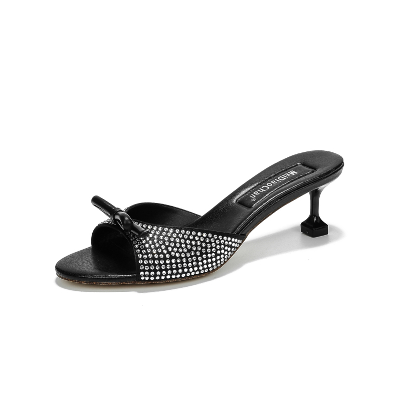 Sandale s mašnicom i kristalima, gornji dio od mikrovlakna, kožna potplata, otvoreni vrh prsta, okrugli vrh prsta