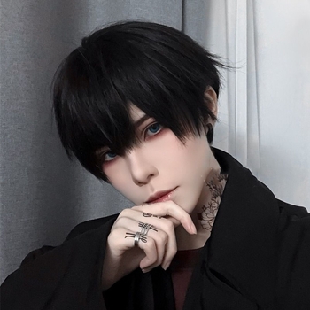 Anime COS wig za muškarce, kratka ravna kosa s nagnutim šiškama, visokotemperaturna vlakna, realističan izgled, model 2180