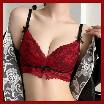 Set spodnej bielizne – 3/4 košíček, zadné štyri rady háčikov, pevné dvojité ramienka, nylonový materiál