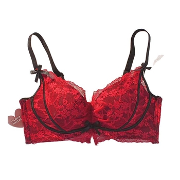 Set spodnej bielizne – 3/4 košíček, zadné štyri rady háčikov, pevné dvojité ramienka, nylonový materiál