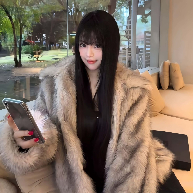 Perika Xinqin Mg-zf002, duga ravna kosa s bangs, vlakna otporna na visoke temperature, prirodan stil