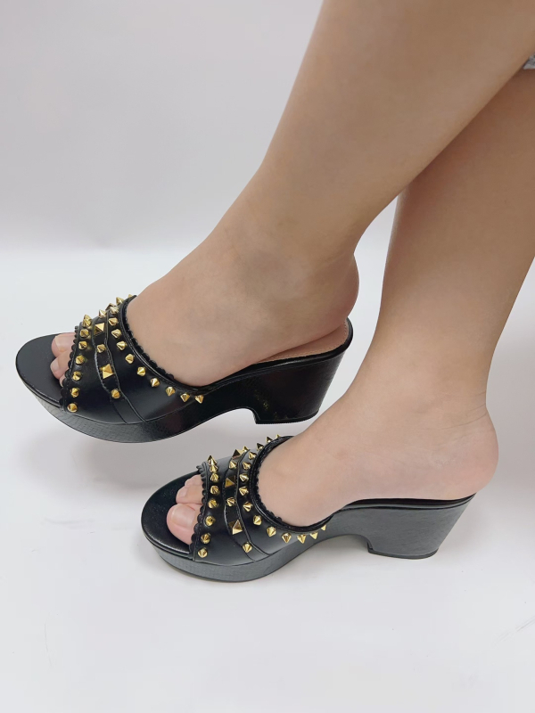 Ženske prozirne sandale s jednim remenom, klina peta s rhinestones, PVC gornji dio, gumeni potplat, unutrašnjost od umjetne kože, visina pete 5–8 cm