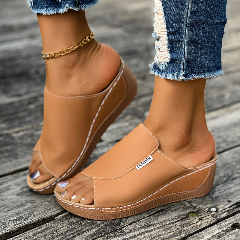 Ženske papuče s jednim remenom, PU gornji dio, otvoreni prst, gumeni potplat, proljeće 2025, šifra 6923