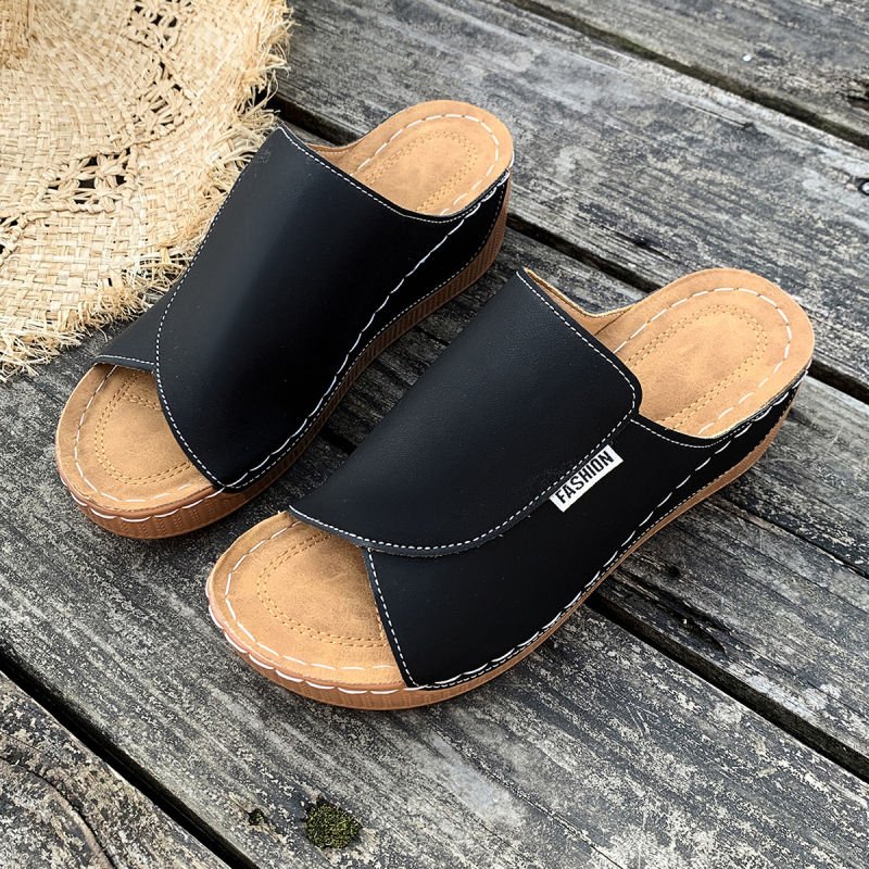 Ženske papuče s jednim remenom, PU gornji dio, otvoreni prst, gumeni potplat, proljeće 2025, šifra 6923