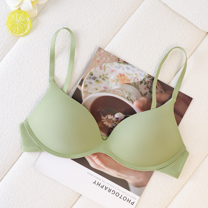 Editha σουτιέν χωρίς ραφές για γυναίκες, νάιλον ύφασμα, cups 3/4 με λεπτό σφουγγάρι, σταθερά διπλά λουριά, πίσω διπλό κούμπωμα