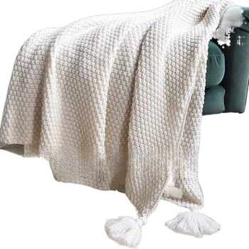 Skandinavski stil kauč deka s kapicama i pletenom teksturom kuglice, 5000 g+ najlonskih vlakana, koralni fleece, proljeće i jesen