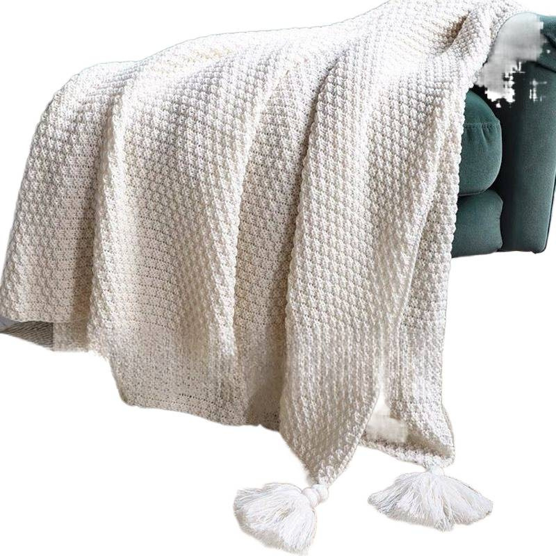 Skandinavski stil kauč deka s kapicama i pletenom teksturom kuglice, 5000 g+ najlonskih vlakana, koralni fleece, proljeće i jesen