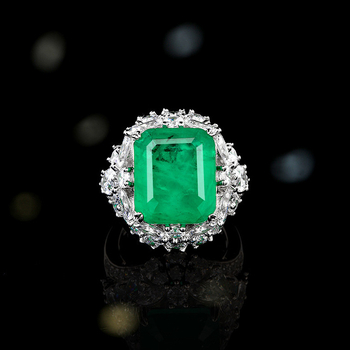 Prsten od srebra 925, geometrijski kvadratni dizajn, dijamantno postavljen, cabochon emerald, originalni dizajn