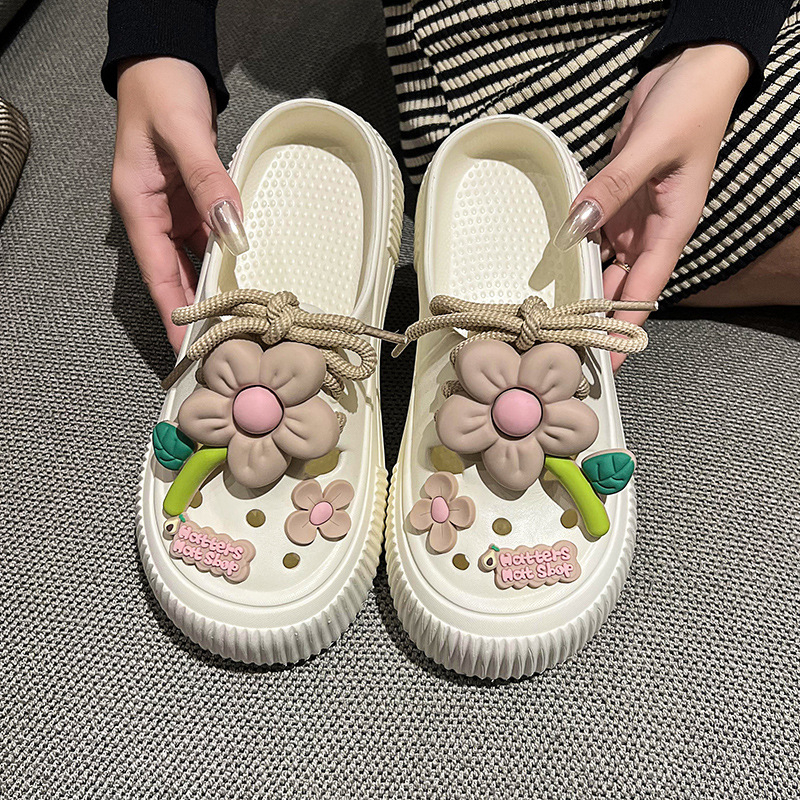 Női lyukacsos cipő, nyári slip-on, EVA felsőrész és talp, csúszásmentes vastag talp, Injection Molding technológia
