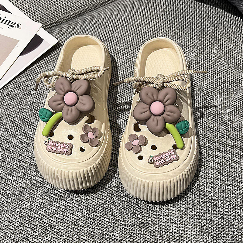 Női lyukacsos cipő, nyári slip-on, EVA felsőrész és talp, csúszásmentes vastag talp, Injection Molding technológia