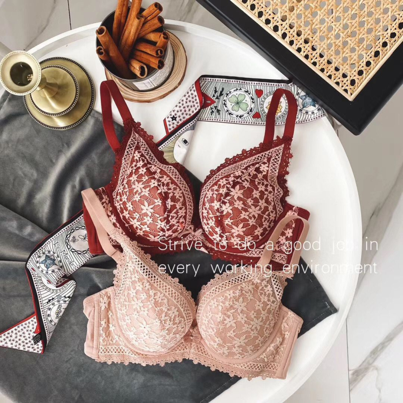 Krajková bezdrôtová push-up podprsenka, nastaviteľné 3/4 košíčky