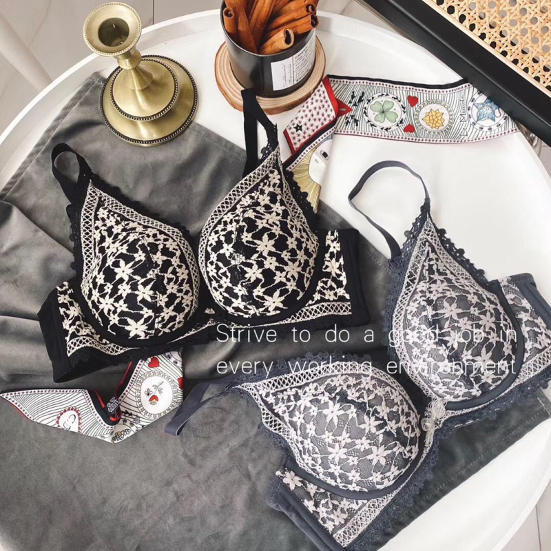 Krajková bezdrôtová push-up podprsenka, nastaviteľné 3/4 košíčky