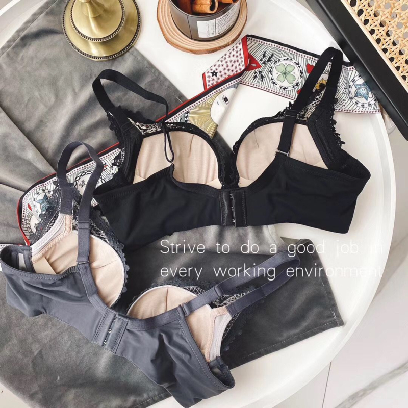 Krajková bezdrôtová push-up podprsenka, nastaviteľné 3/4 košíčky