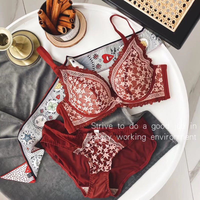 Krajková bezdrôtová push-up podprsenka, nastaviteľné 3/4 košíčky