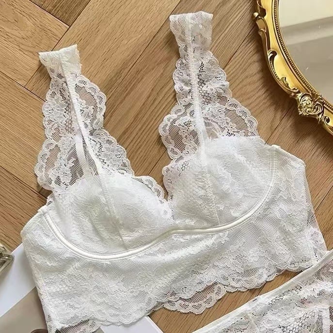 Sutien în stil vestă cu dantelă, cupa 3/4, cupă subțire modelată, material nylon, fără inel metalic