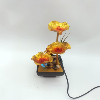 Asztali vízszökőkút fémből, elektroplattázott felülettel, testreszabható opciók, modern minimalista stílus