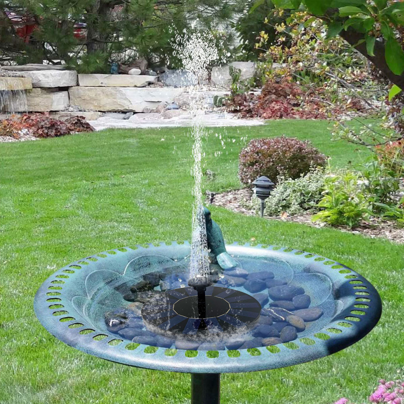 Външен соларен фонтан за градинско езеро с кислородиране и циркулация — комбиниран пръскане, версии с батерия (7V1.5W, 7V2.5W)