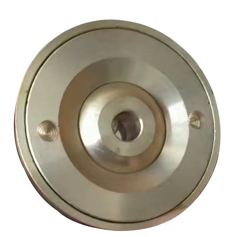 Suchozemná fontánová tryska – meď, plochá hlava, dizajn s tromi čiarami, prúd cez jeden otvor