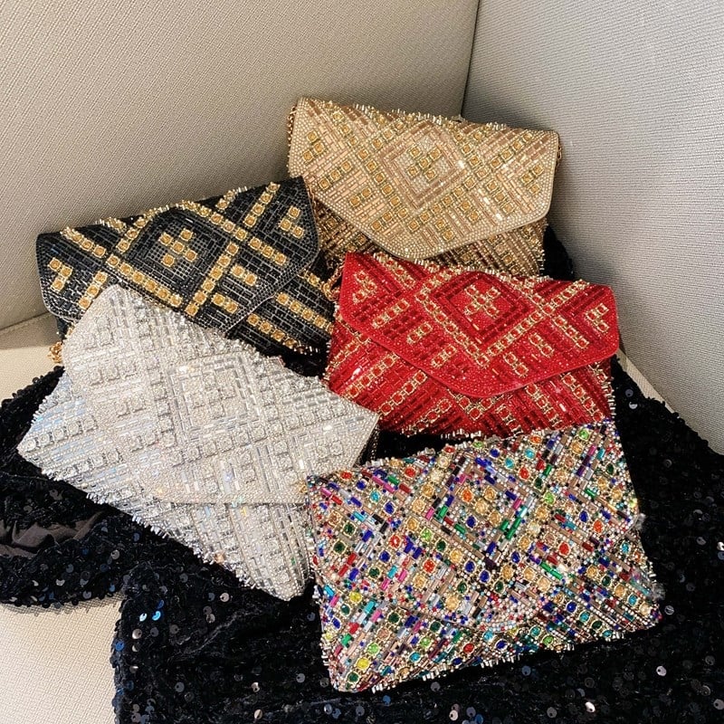 Večernja clutch torba, PU materijal, kvadratni dizajn, horizontalni oblik, zaključavanje, džep za mobitel