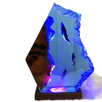 Lumină de noapte Diver Whale Art – Temă de scufundare liberă, din rășină, realizată manual, decor pentru casă